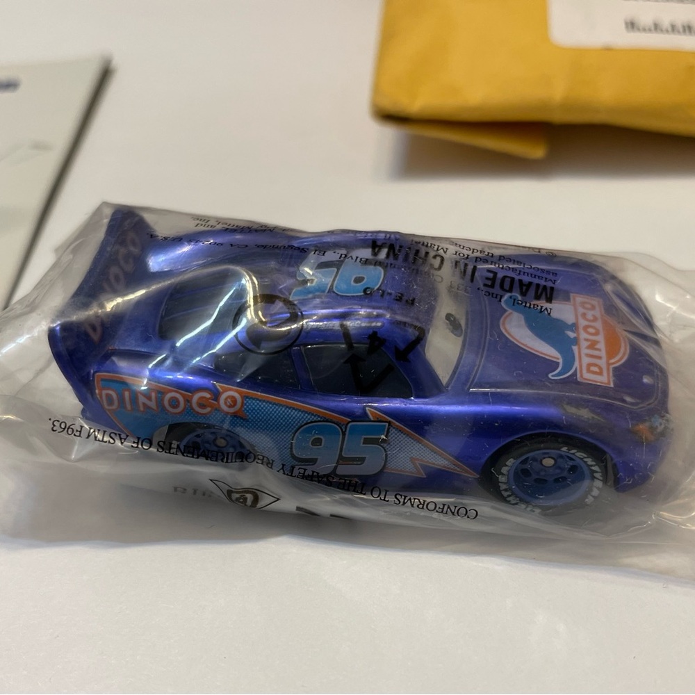 Blu Ray Lightning McQueen Diecast